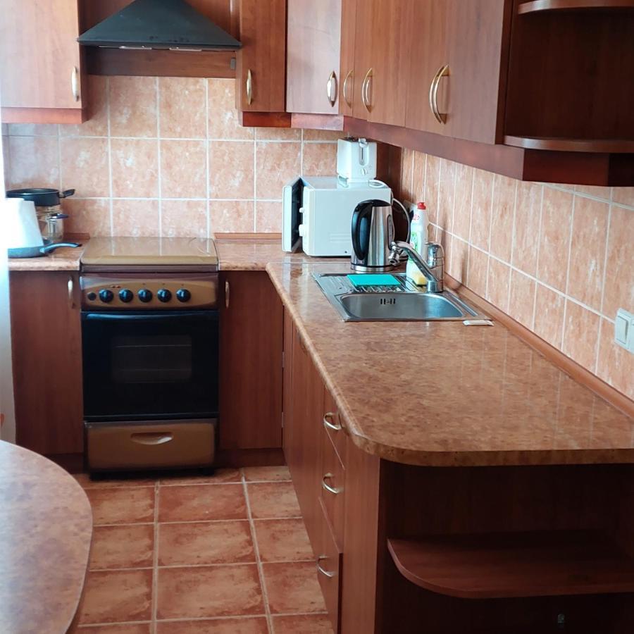 Apartment 2 350 M From Sea